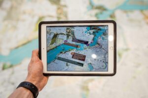 El fin de las rutas manuales: Cómo el AI Hub de Serlogi predice tu stock antes que tus clientes